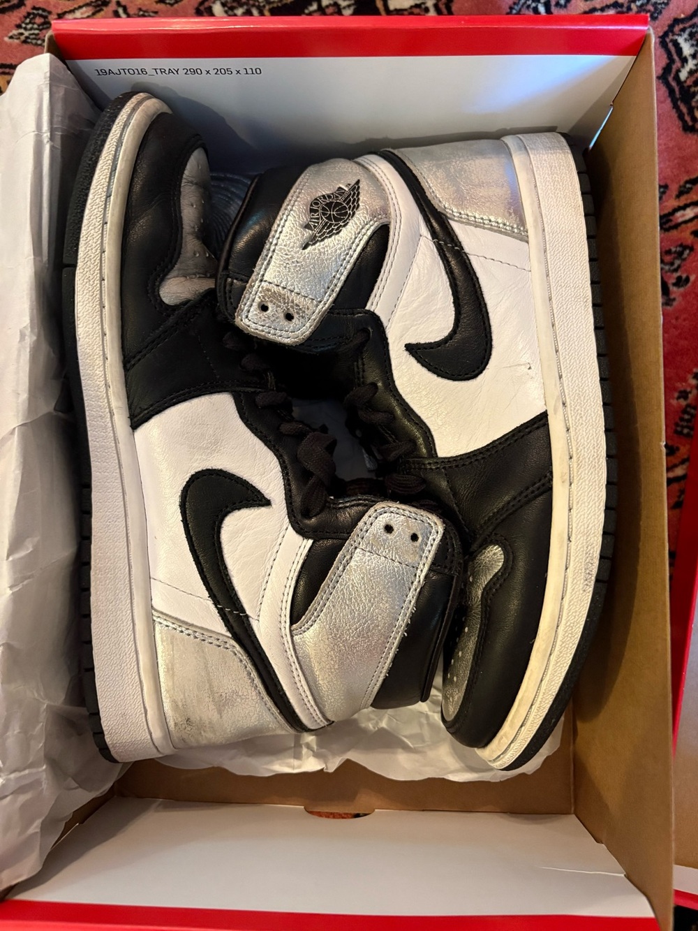 Nike Air Jordan 1 “Silver Toe”